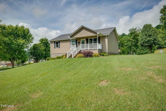 873 Sycamore Shoals Drive, Elizabethton, TN 37643