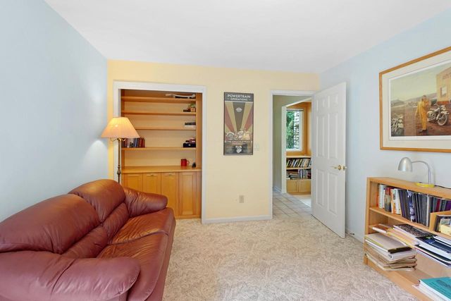 N11W31116 Bunker Hill TRAIL, Delafield, WI 53018