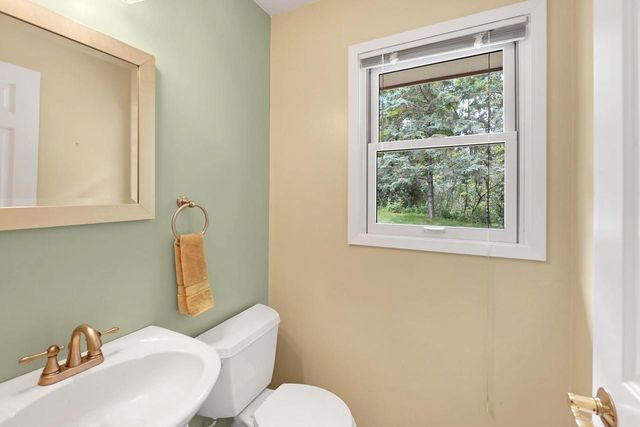 N11W31116 Bunker Hill TRAIL, Delafield, WI 53018