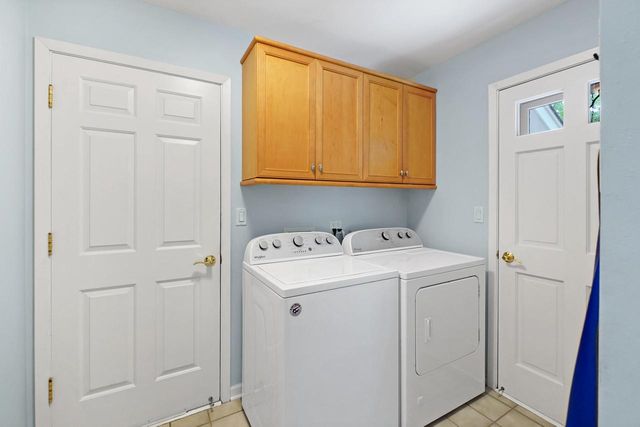 N11W31116 Bunker Hill TRAIL, Delafield, WI 53018