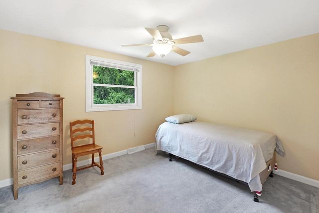 N11W31116 Bunker Hill TRAIL, Delafield, WI 53018