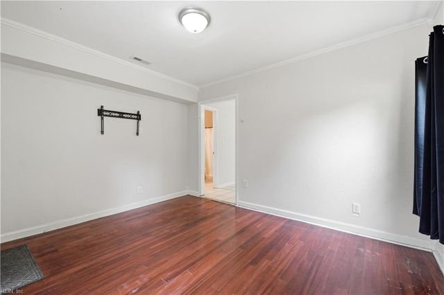 1824 Finsbury LN, Virginia Beach, VA 23454