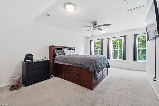 1824 Finsbury LN, Virginia Beach, VA 23454