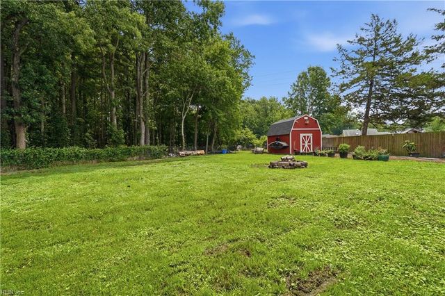 1824 Finsbury LN, Virginia Beach, VA 23454