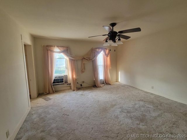 70 E Washington, Krebs, OK 74501