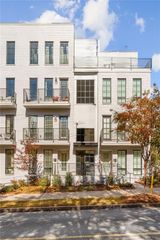 1272 Longreen Terrace 4, Atlanta, GA 30318