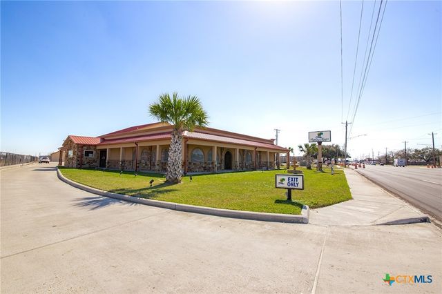 2505 Houston Highway, Victoria, TX 77901