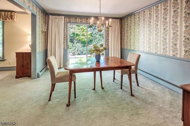 527 Ridge Rd, Watchung Boro, NJ 07069