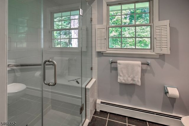 527 Ridge Rd, Watchung Boro, NJ 07069