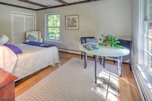 527 Ridge Rd, Watchung Boro, NJ 07069