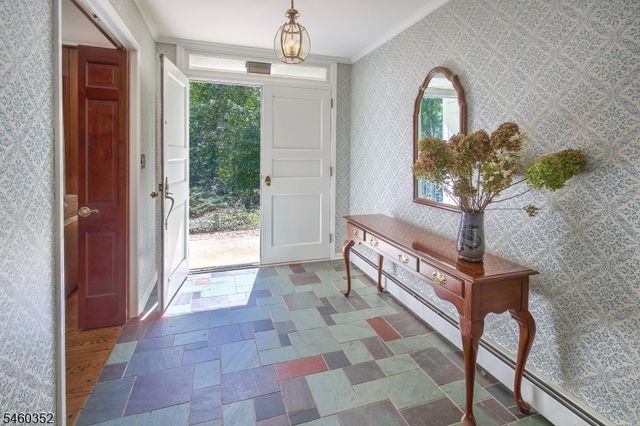 527 Ridge Rd, Watchung Boro, NJ 07069