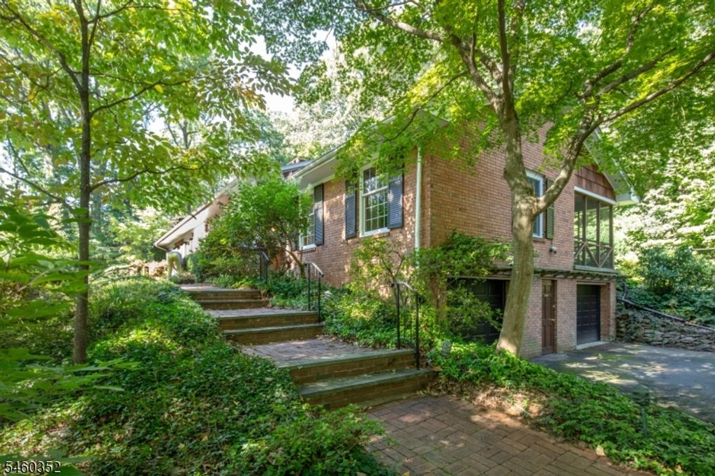 527 Ridge Rd, Watchung Boro, NJ 07069 — photo 3