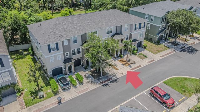526 WHEATON TRENT PLACE, Tampa, FL 33619