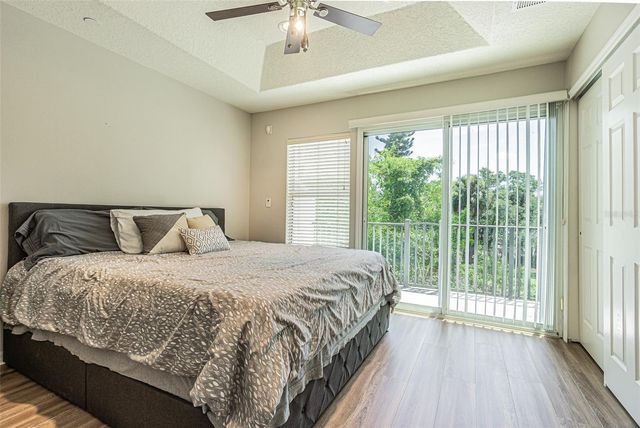526 WHEATON TRENT PLACE, Tampa, FL 33619