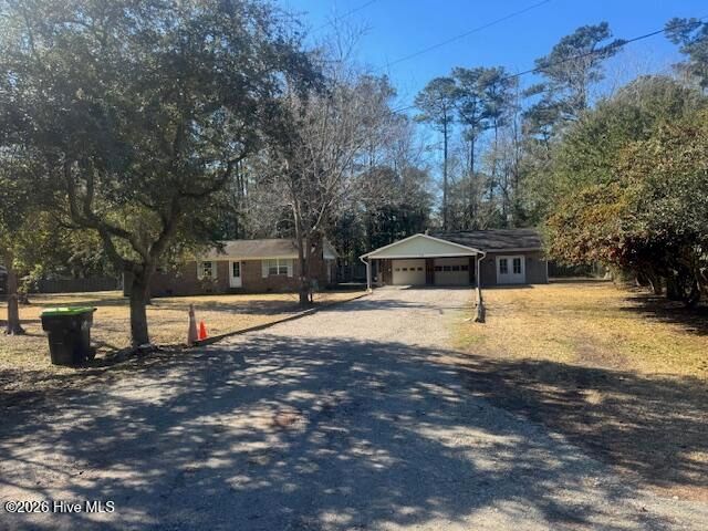 138 Telephone Road, Wilmington, NC 28403