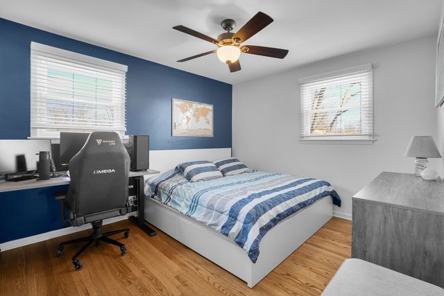 802 Timber Lane, Darien, IL 60561