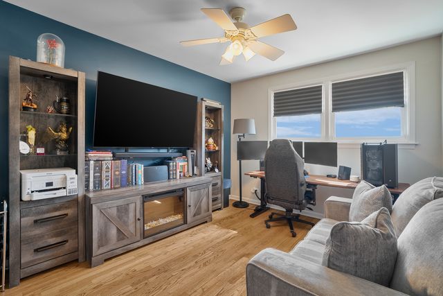 802 Timber Lane, Darien, IL 60561