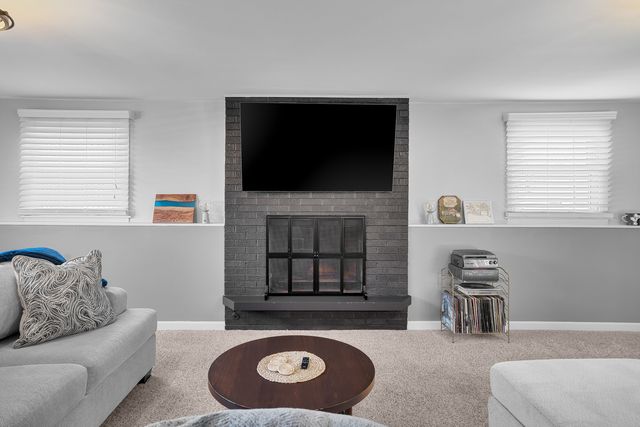 802 Timber Lane, Darien, IL 60561