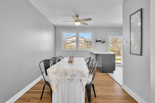 802 Timber Lane, Darien, IL 60561