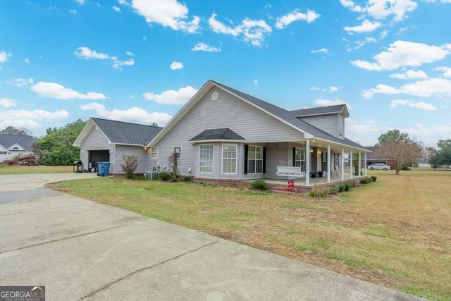 5625 Wooddell Drive, Waycross, GA 31503