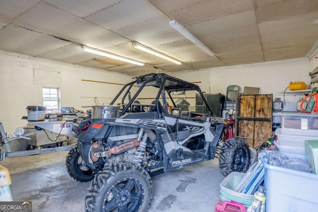 5625 Wooddell Drive, Waycross, GA 31503