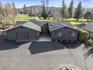 245 Morris Lane, Grants Pass, OR 97527