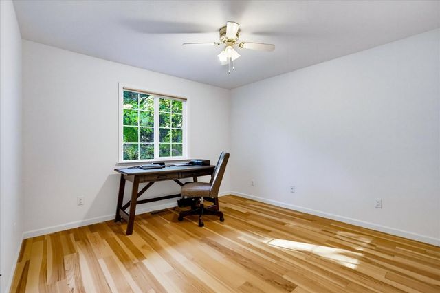 11849 Oracle Dr, Grass Valley, CA 95949