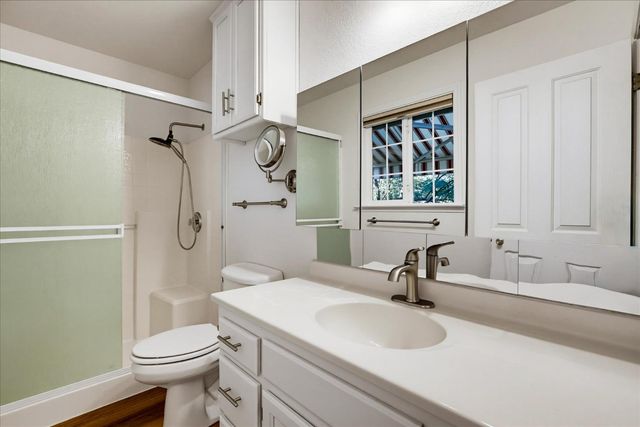 11849 Oracle Dr, Grass Valley, CA 95949