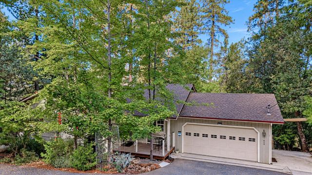 11849 Oracle Dr, Grass Valley, CA 95949