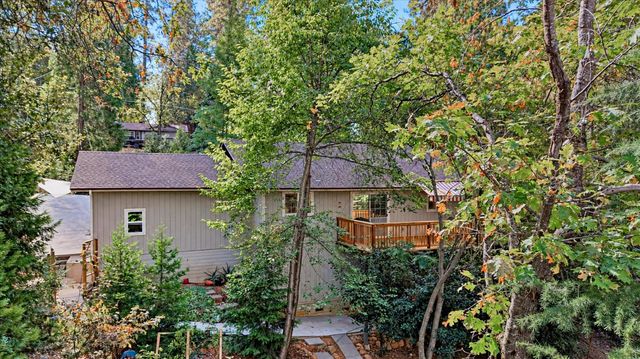 11849 Oracle Dr, Grass Valley, CA 95949