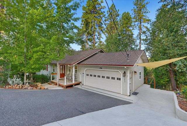 11849 Oracle Dr, Grass Valley, CA 95949
