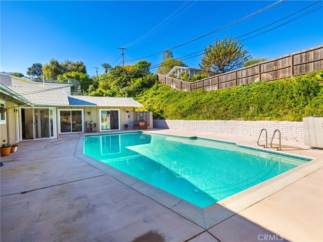 5 Brokenbow Lane, Rolling Hills Estates, CA 90274