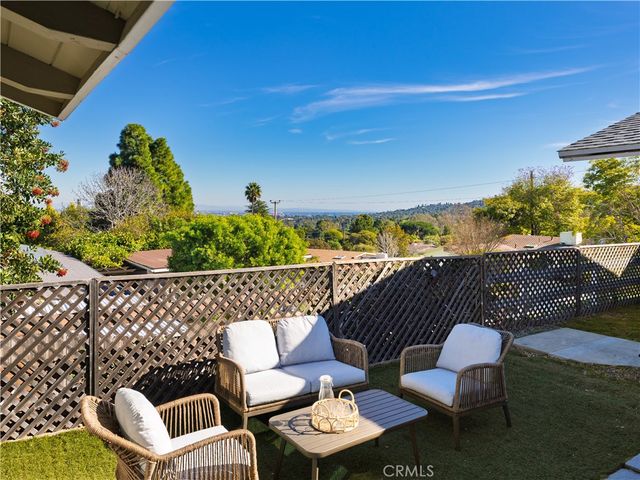 5 Brokenbow Lane, Rolling Hills Estates, CA 90274