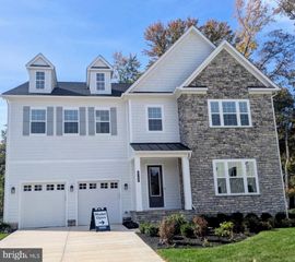 8280 COLLING MANOR CT, Alexandria, VA 22308
