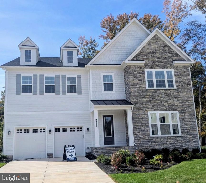8280 COLLING MANOR CT, Alexandria, VA 22308