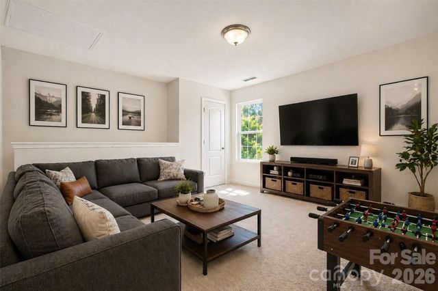 6414 Jerimoth Drive, Charlotte, NC 28215