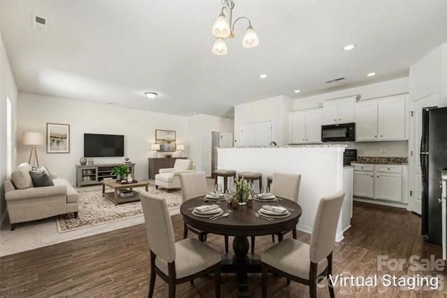 6414 Jerimoth Drive, Charlotte, NC 28215