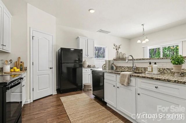 6414 Jerimoth Drive, Charlotte, NC 28215