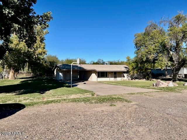 11102 W SOUTHERN Avenue, Tolleson, AZ 85353