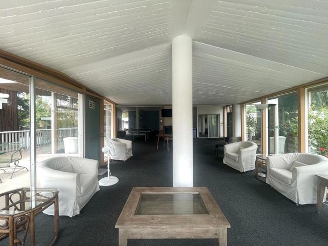 500 W Middlefield Road 122, Mountain View, CA 94043