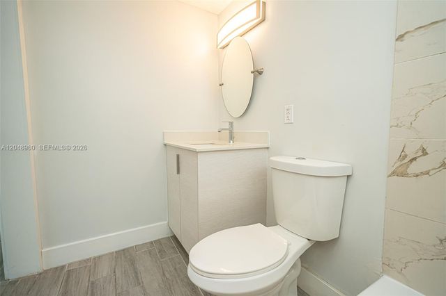 810 Salzedo St 15, Coral Gables, FL 33134