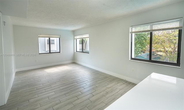 810 Salzedo St 15, Coral Gables, FL 33134