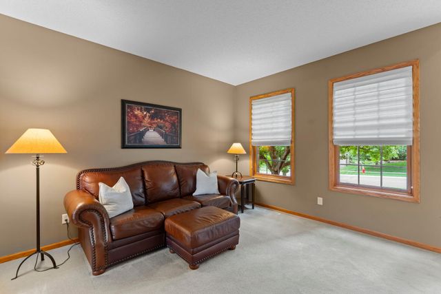13831 Clare Downs Way, Rosemount, MN 55068
