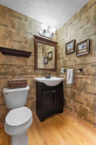 13831 Clare Downs Way, Rosemount, MN 55068