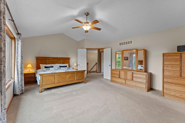 13831 Clare Downs Way, Rosemount, MN 55068