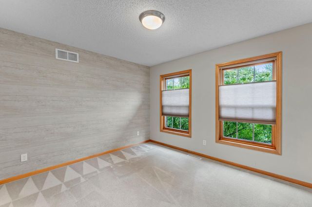 13831 Clare Downs Way, Rosemount, MN 55068