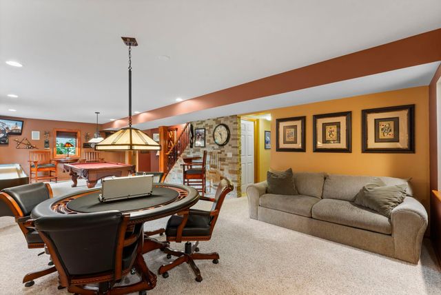 13831 Clare Downs Way, Rosemount, MN 55068