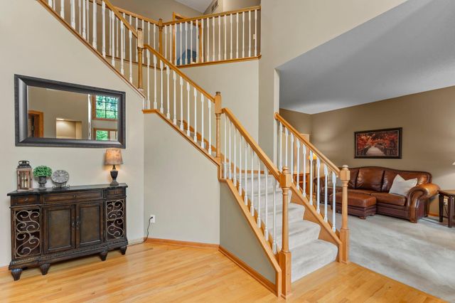 13831 Clare Downs Way, Rosemount, MN 55068