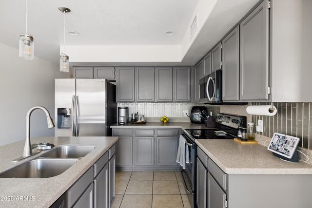 8925 W TIERRA BUENA Lane, Peoria, AZ 85382