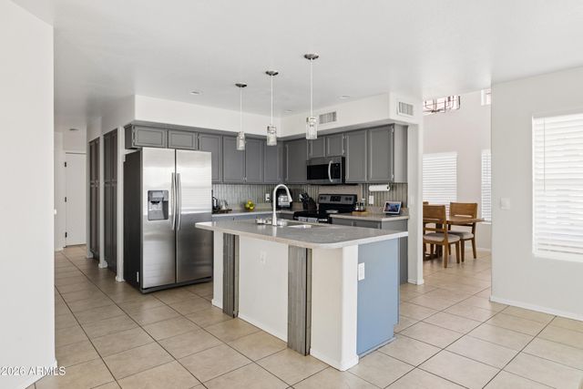 8925 W TIERRA BUENA Lane, Peoria, AZ 85382